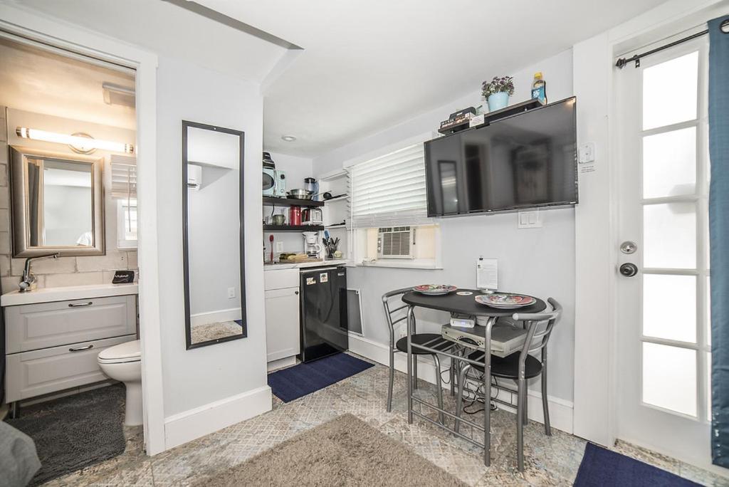 St Pete Vacation Rentals Sint-Petersburg Buitenkant foto